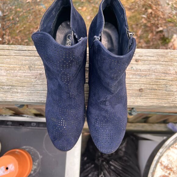 Carlos Santana Blue Camira Suede Wedge Heel Ankle Booties Women's 9M - Picture 4 of 9